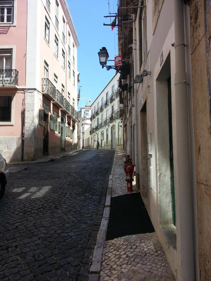 ליסבון Cozy 1St Floor Flat Central Chiado District With Balconies And Ac 19Th Century Building מראה חיצוני תמונה