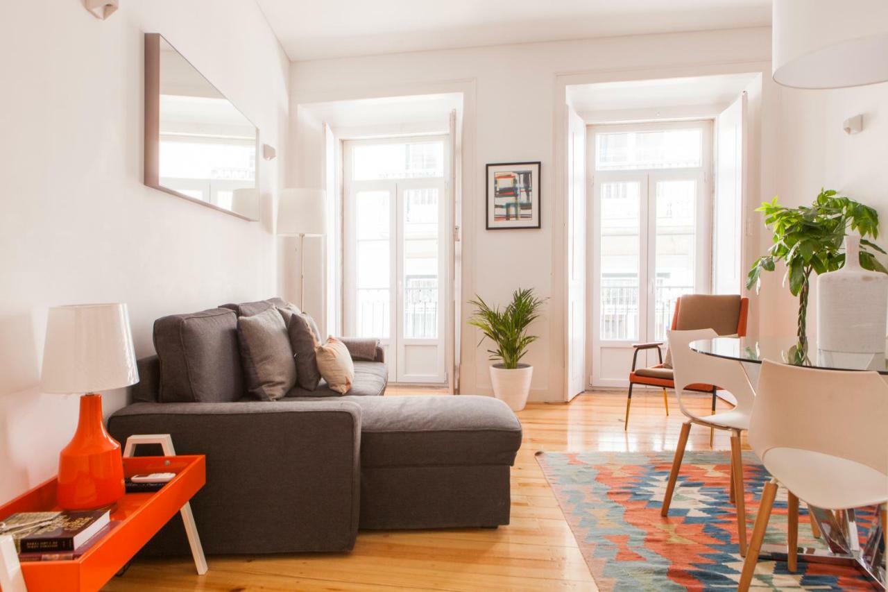 ליסבון Cozy 1St Floor Flat Central Chiado District With Balconies And Ac 19Th Century Building מראה חיצוני תמונה